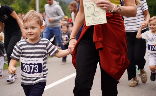 Dzieci też miały swój bieg na Festiwalu Biegowym. Była radość i zdrowa rywalizacja  - 23